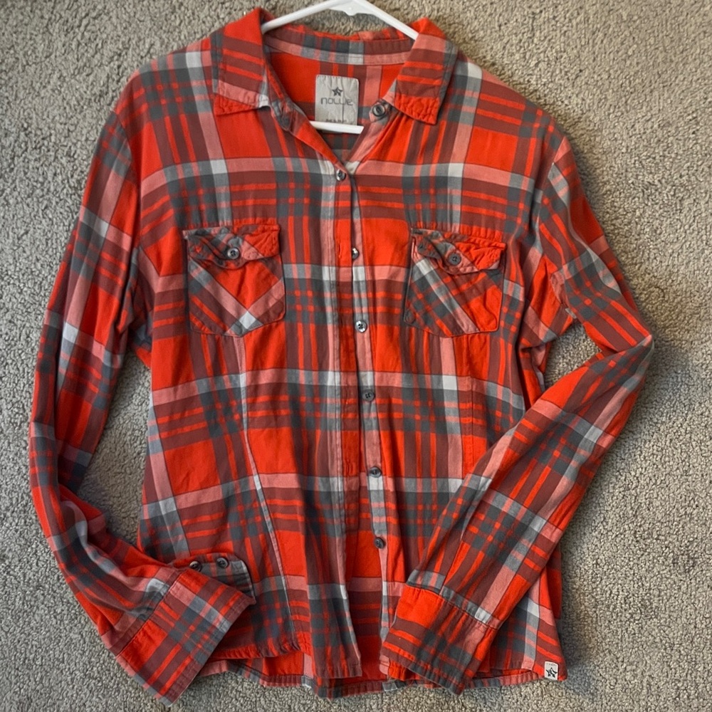 Women’s Plaid Shirt